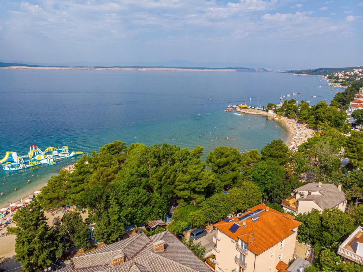 Villa Vita Apartments Crikvenica Exterior photo